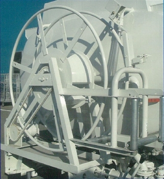 灯油ローリー車の構造図